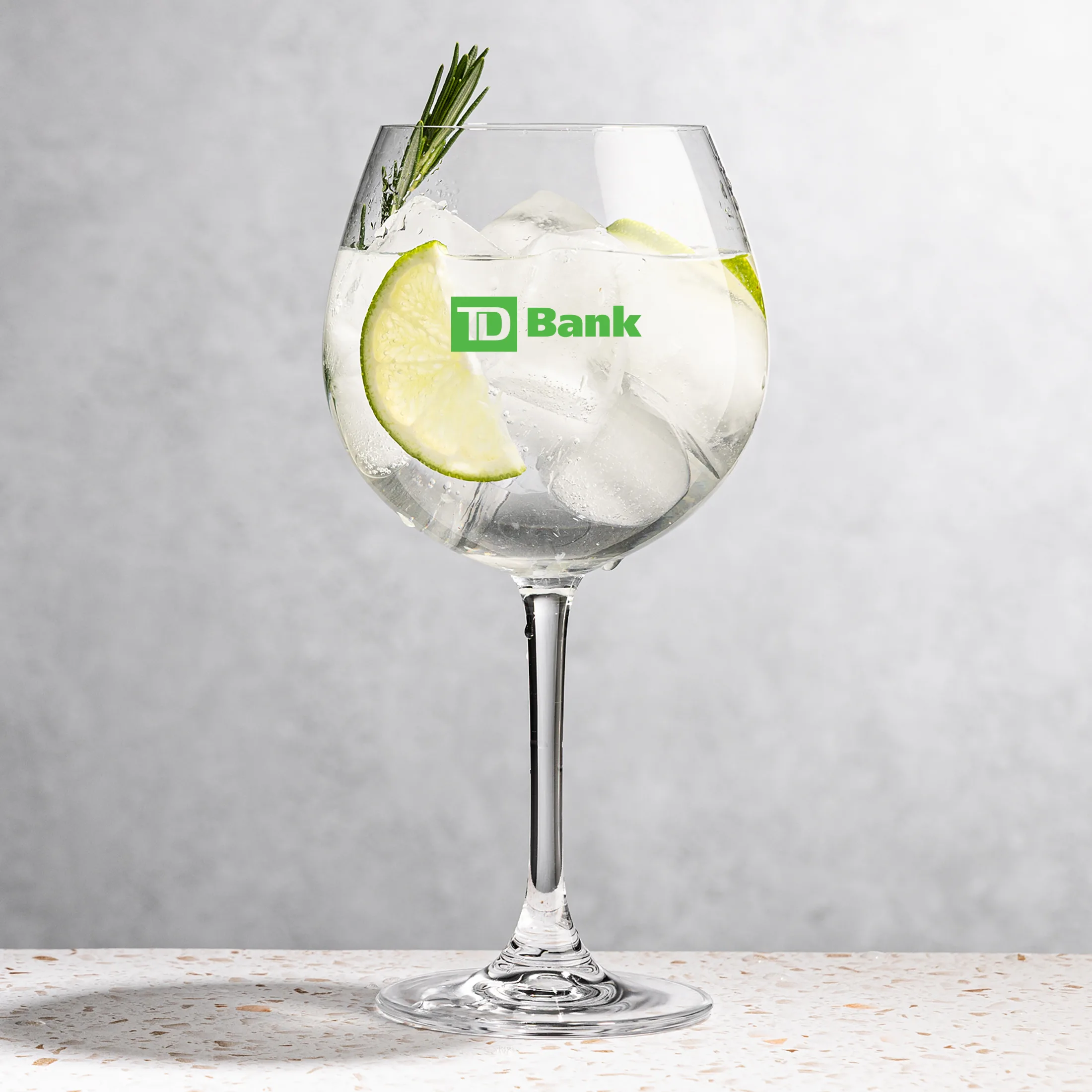 Thornbury Gin & Tonic - 23oz — Thornbury Gin & Tonic - 23oz
