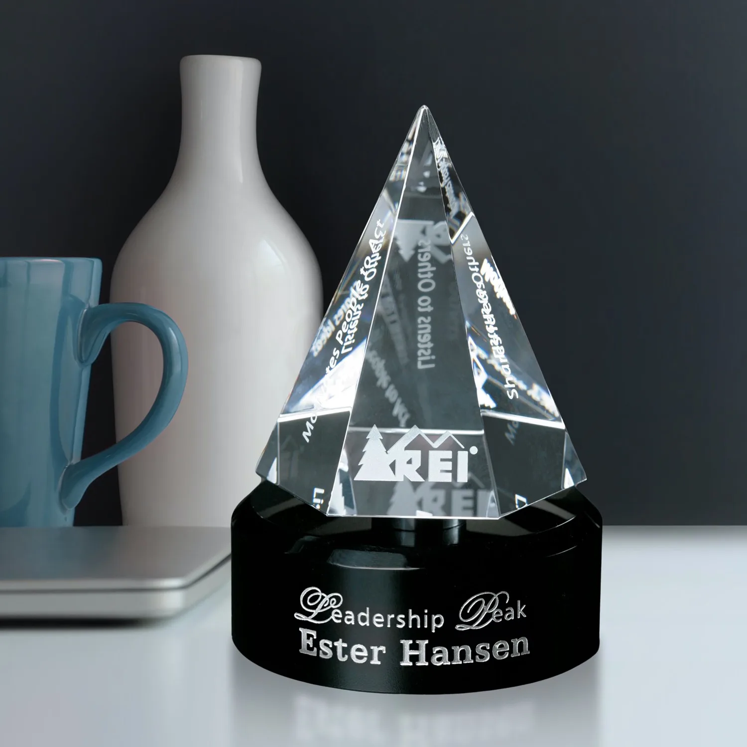 Awards In Motion&reg; Hexagon 6"