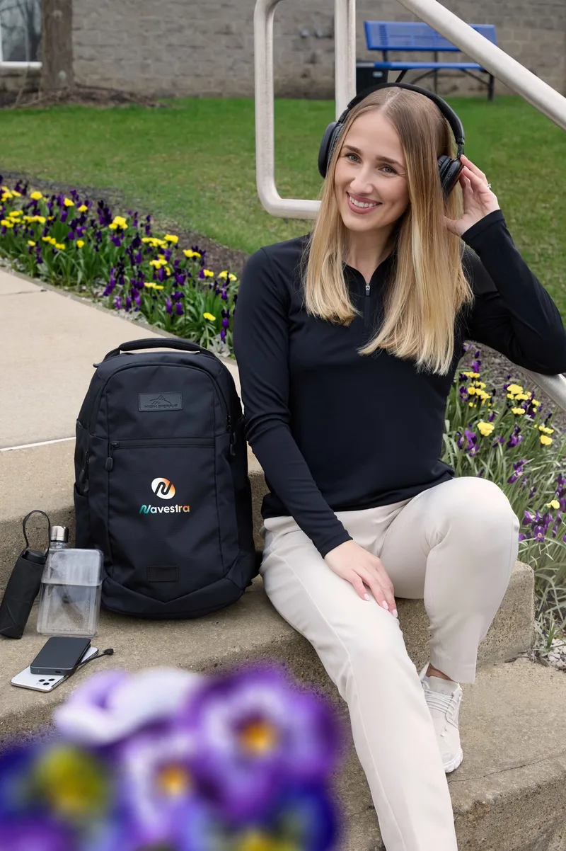 DARA Women's Recycled Tech Quarter Zip