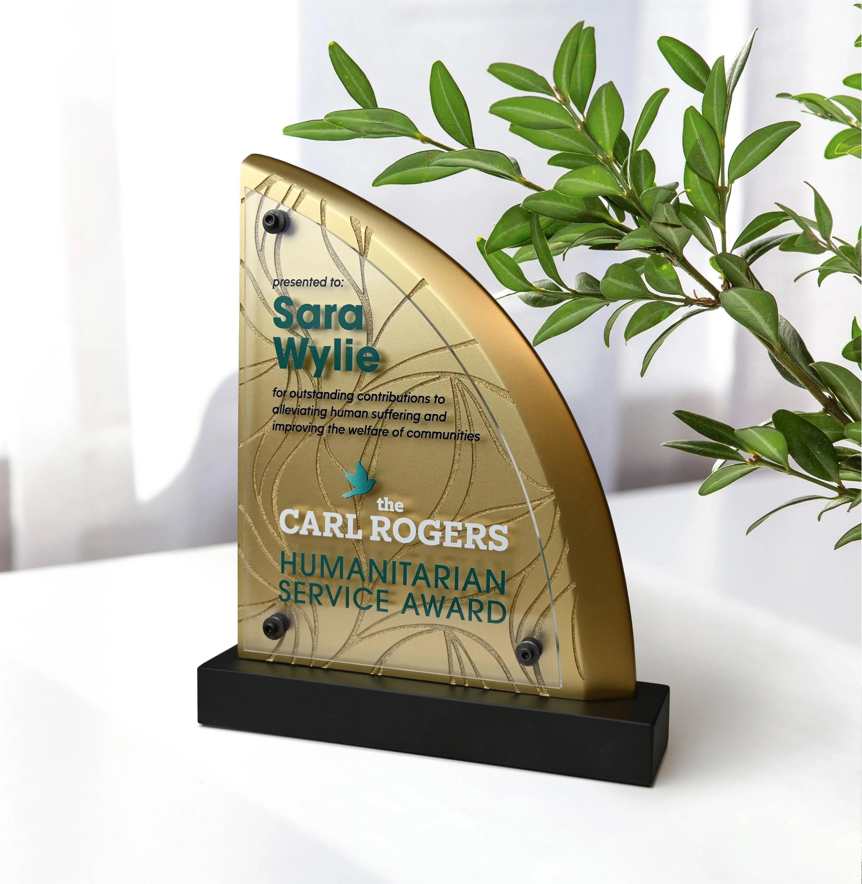 Cyprus Gold Award 9-1/2"