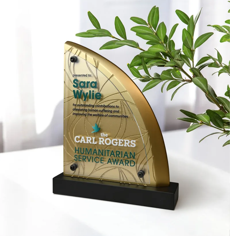 Cyprus Gold Award 9-1/2"