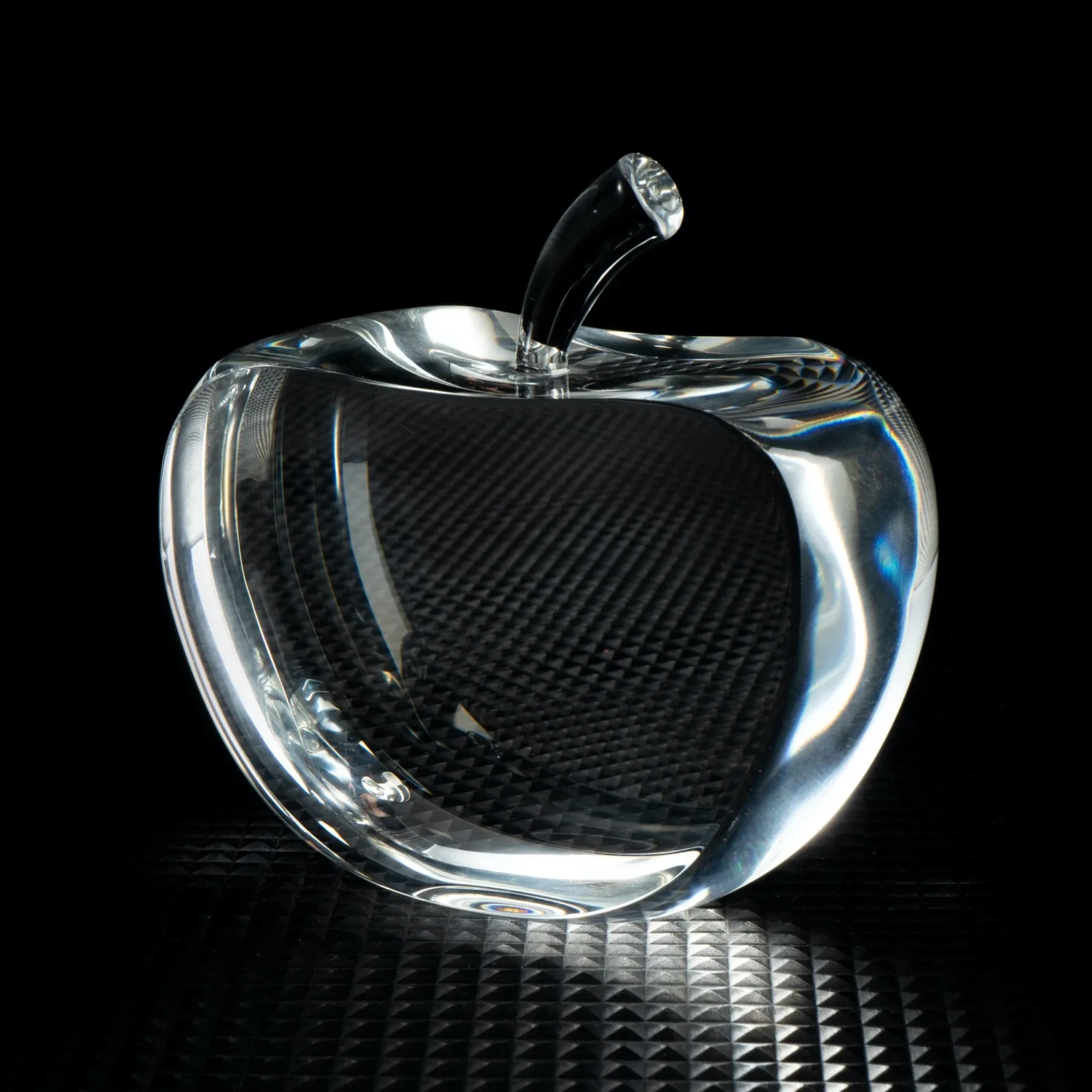 Rylan Apple view 4