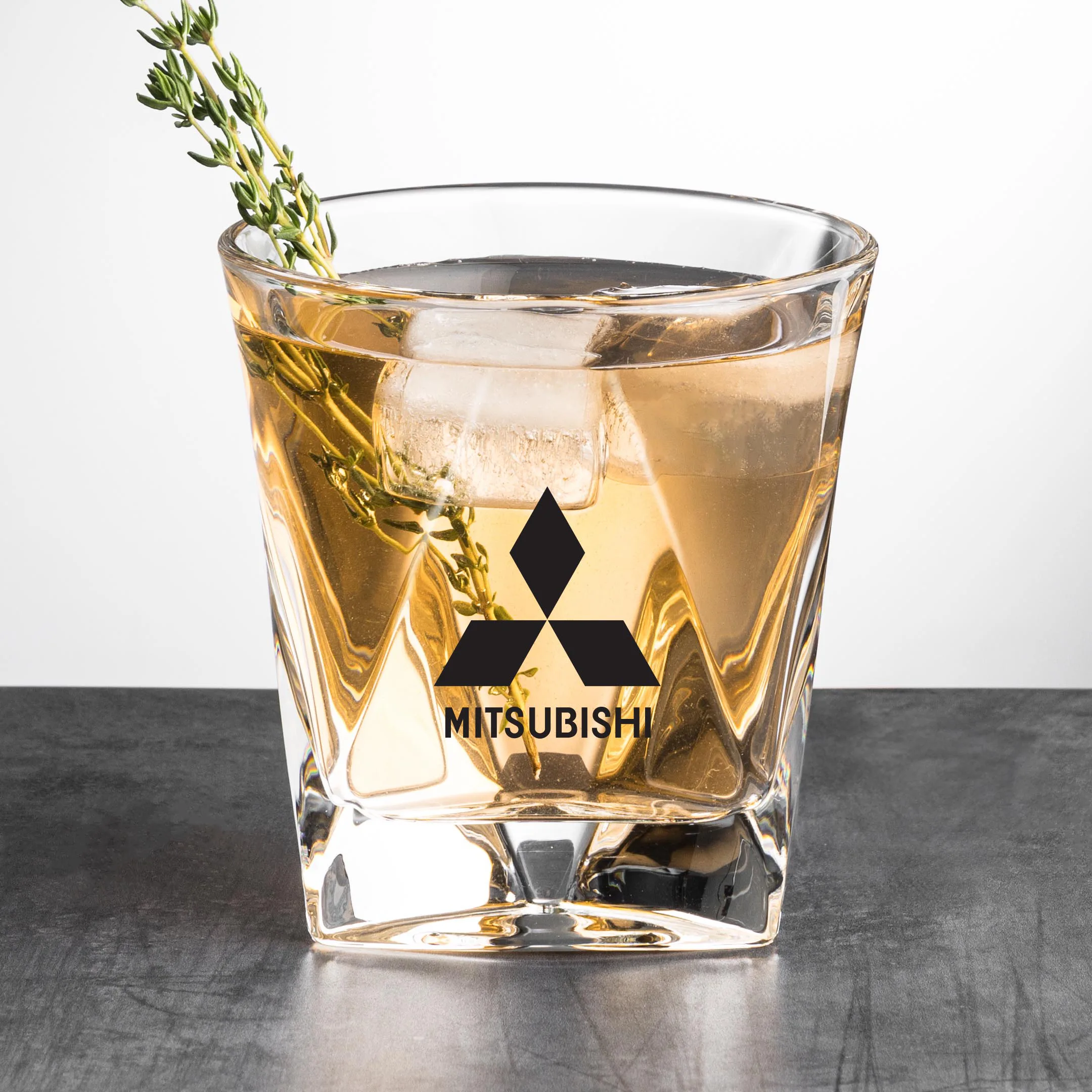 Oakhaven On-the-Rocks - 10oz — Oakhaven On-the-Rocks - 10oz